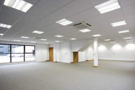 Office to rent Image 4