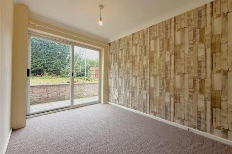 Boningale Close, Stirchley, Telford, Shropshire photo 3
