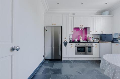 Hemingford Road (13).jpg