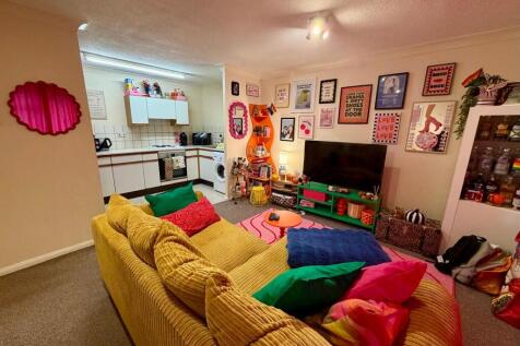 Burton Court, Peterborough PE1 5AF photo 3
