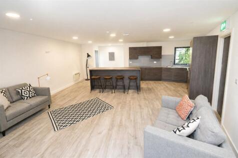 Open Plan Kitchen/ L