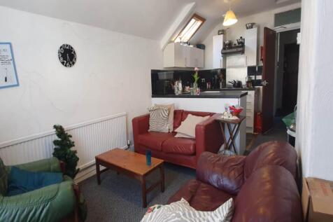 Living room (2)