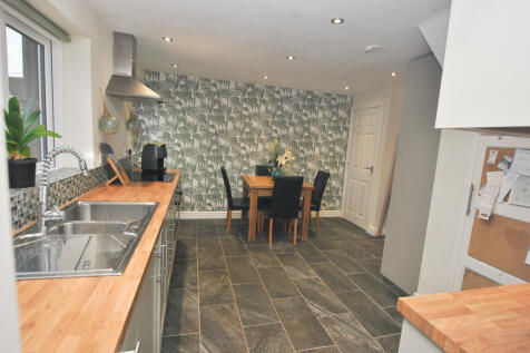 Kitchen_edited