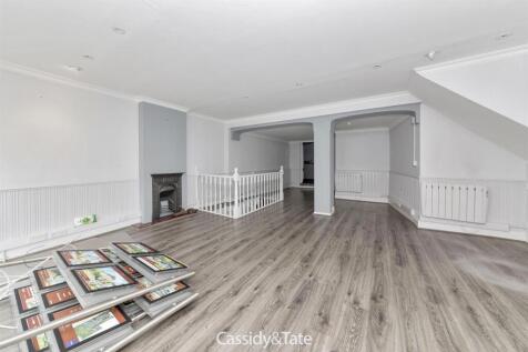6 Holywell Hill_004.jpg