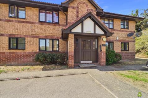 Presented by Kevin at EweMove Abbey Wood and Belve