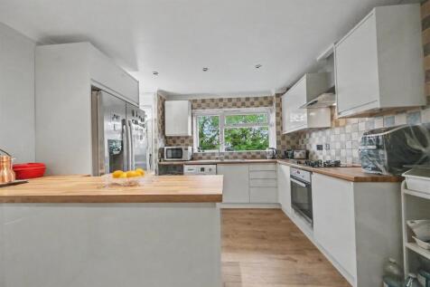 Kitchen Diner.jpg