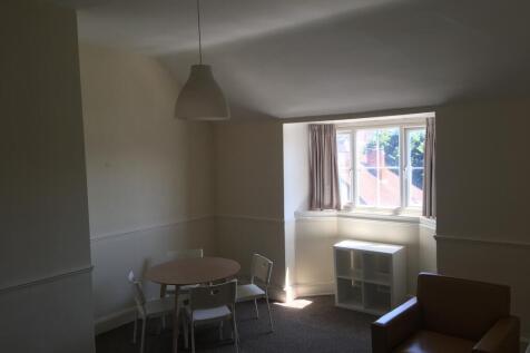 Flat 4, 40 Heath Terrace, Leamington Spa photo 4