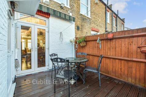 Patio / Decking