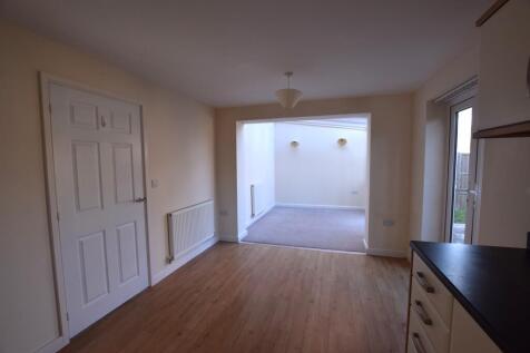 Berberis Drive, Red Lodge, Suffolk photo 4