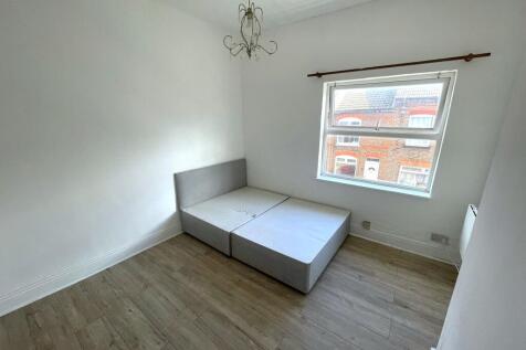 Stanley Street, Luton photo 5