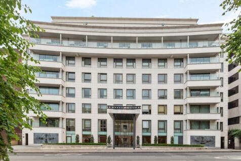 London, NW8 - property photo