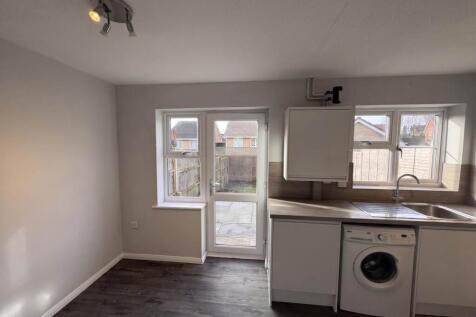 Lutton Close, Reading photo 4