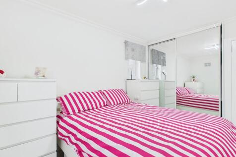 CAM05526G0-PR0064...