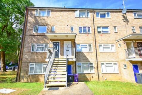 Knebworth, SG3 - property photo