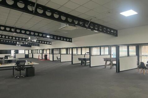 Office to rent Image 3
