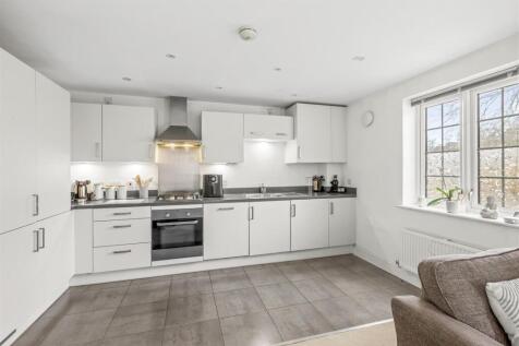 1 Deyoung Way, HP11 1AX-7.jpg