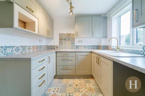 Hadleigh Estate Agents-15.jpg