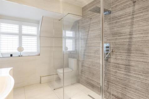 11 Pine Coombe-4.jpg