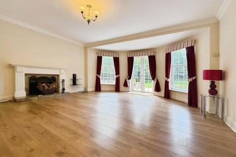 Church Street, Peterborough, PE7 photo 3