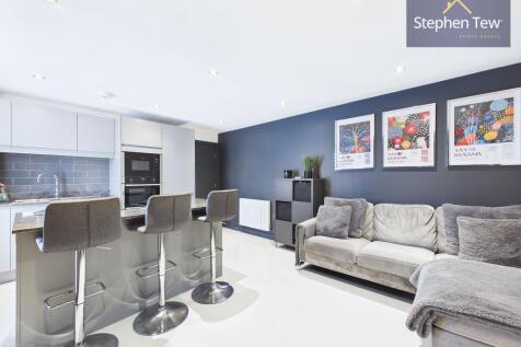 Kitchen/Living Area