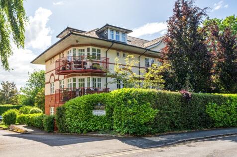 Woking, GU22 - property photo