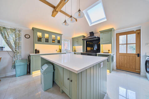 1389384-28-694001...