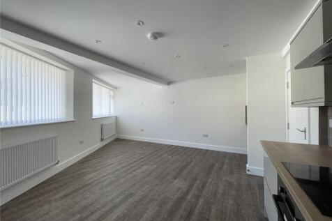 Lounge / Kitchen