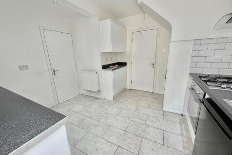 Spinney Close, West Bridgford, NOTTINGHAM photo 5