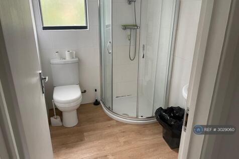 3 Bathrooms