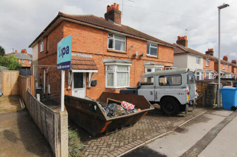 Poole, BH12 - property photo