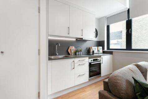 1 Orion House 106 Cranbrook Road, photo 3