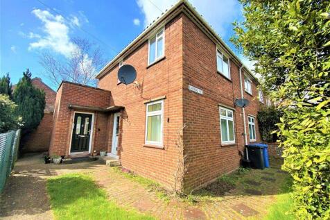 2-bed flat on West City, £1,100/mo
