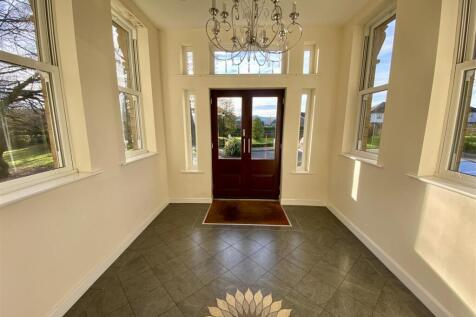 Bramleys Estate Agents - Marmaville Court - Mirfie