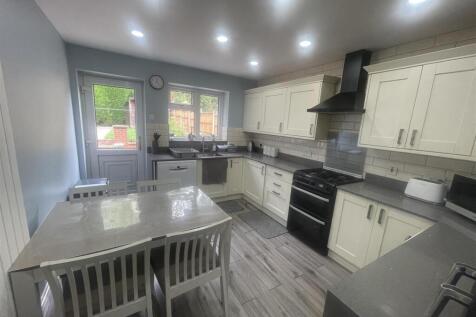 Keble Grove, Walsall photo 4