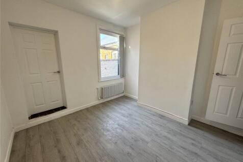 Chandos Street, Coventry, West Midlands, CV2 photo 4