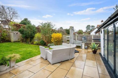 WOODCOTE HURST