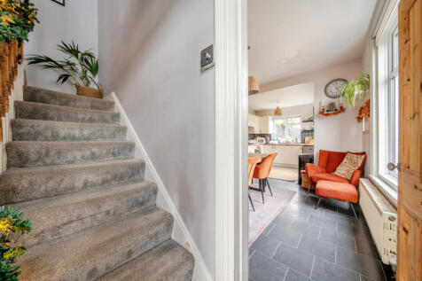 1389367-17-693ade...