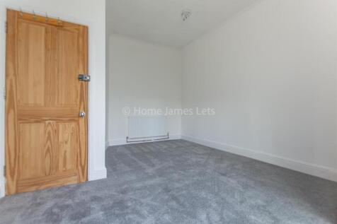 18748908 Bedroom1(1).jpg