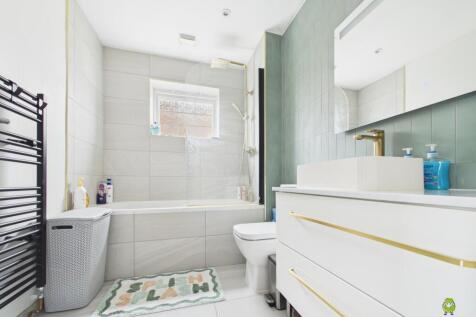 Presented by Kevin at EweMove Bexleyheath and Dart