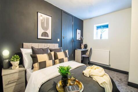 1 Highfield Avenue R