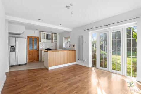 Burlingham Avenue, Evesham photo 4