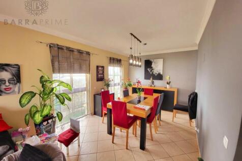 4 bedroom villa in Almancil with private pool