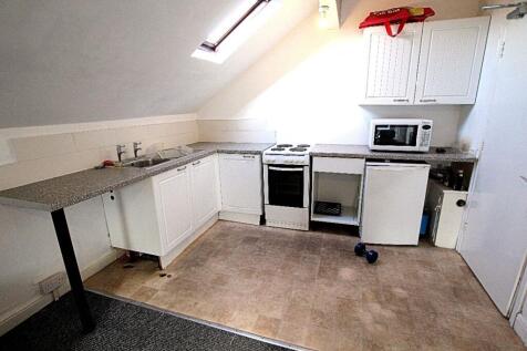 Flat 1, 135 St. Andrews Road South, St. Annes, FY8 1YB photo 4