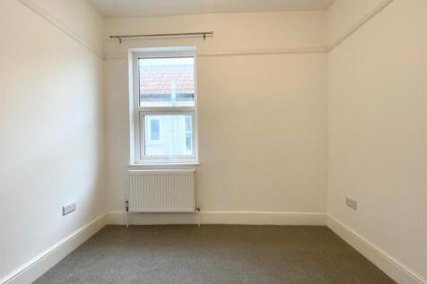 Fourth Bedroom 2.jpg