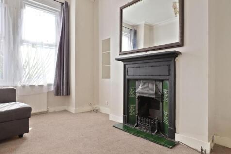 03-dcdbJHPropWpen - 350 Blandford Road - 9 (1)-med