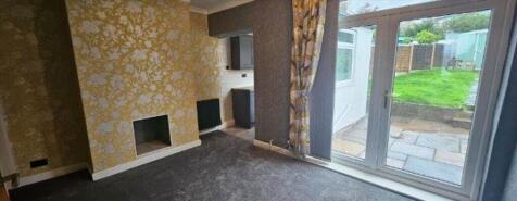 Barrow in Furness, LA12, P4552 photo 4