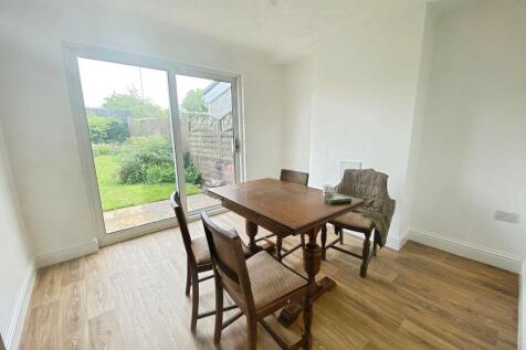 Heol y Mynydd, Sarn, CF32 9UT photo 4