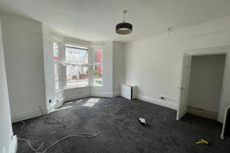 Trafalgar Road, Wallasey photo 3