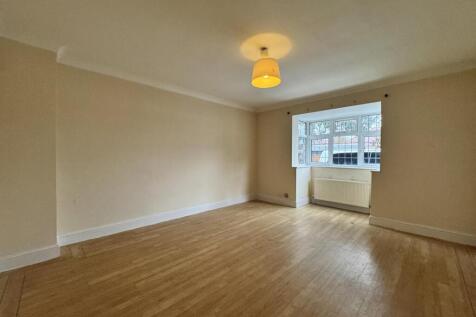 Ravenor Park Road, Greenford photo 3