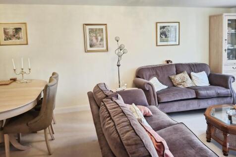 Buckingham Close, Exmouth, EX8 photo 5